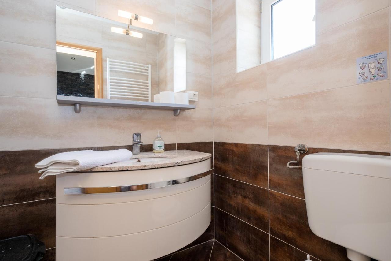 Double Room Supetarska Draga - Gornja 11579A Rab Town Buitenkant foto